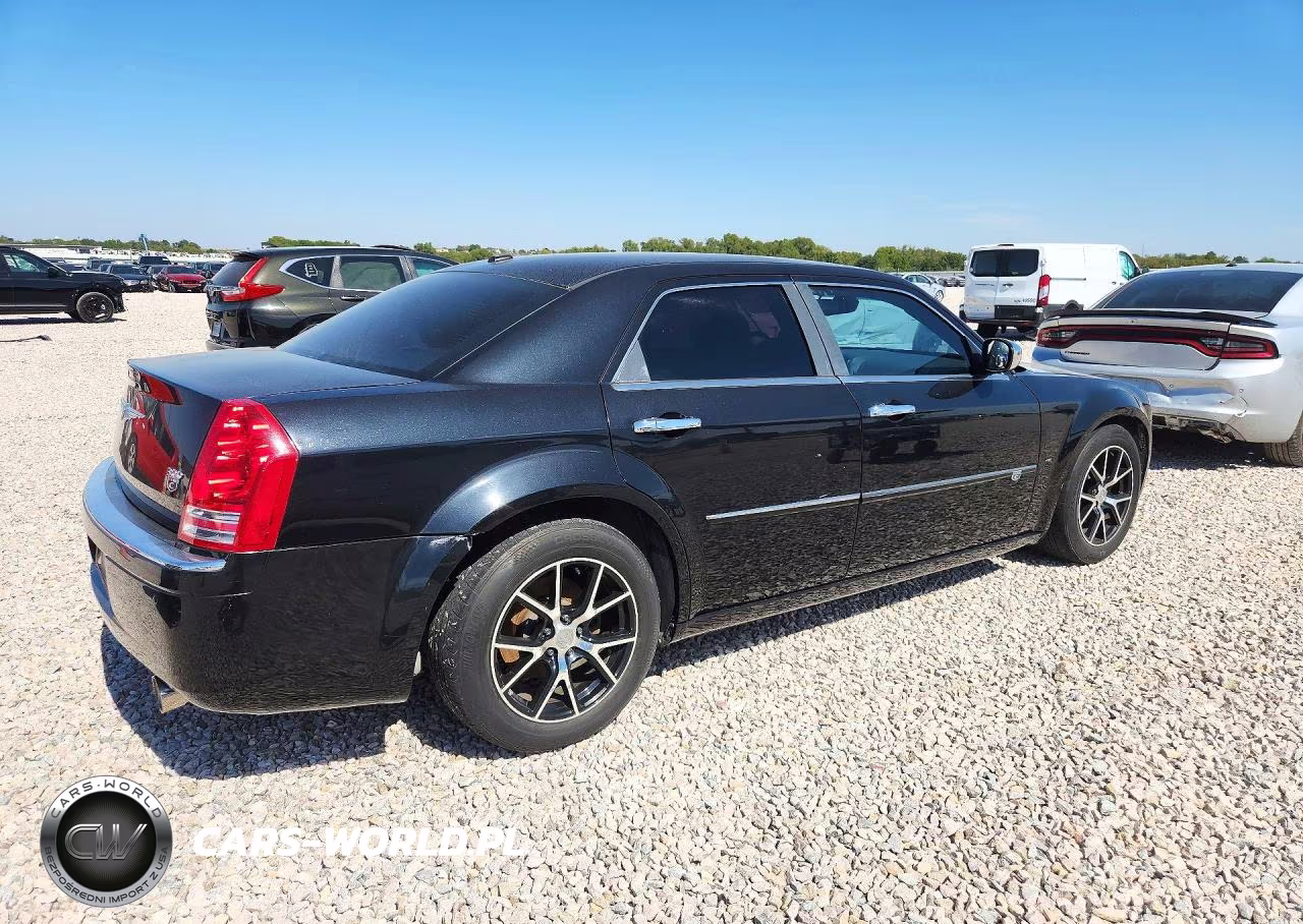2010 Chrysler 300C VIN:2C3CA6CT4AH126642 - 3