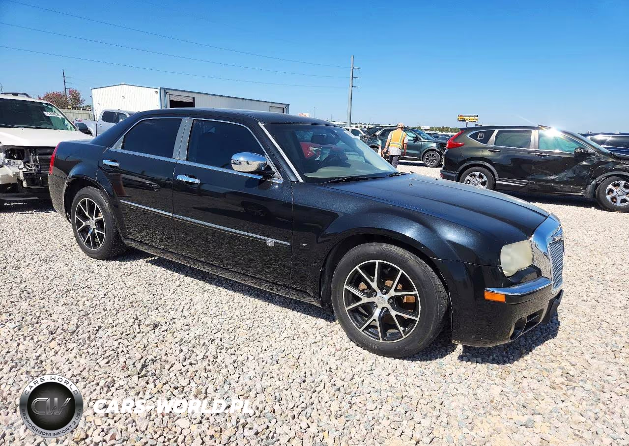 2010 Chrysler 300C VIN:2C3CA6CT4AH126642 - 4