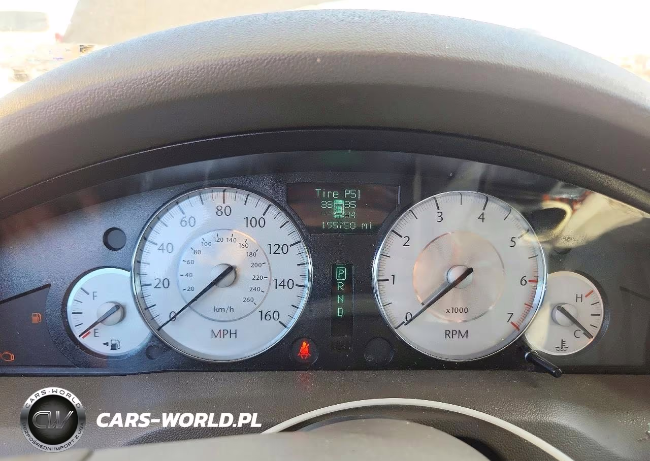 2010 Chrysler 300C VIN:2C3CA6CT4AH126642 - 9