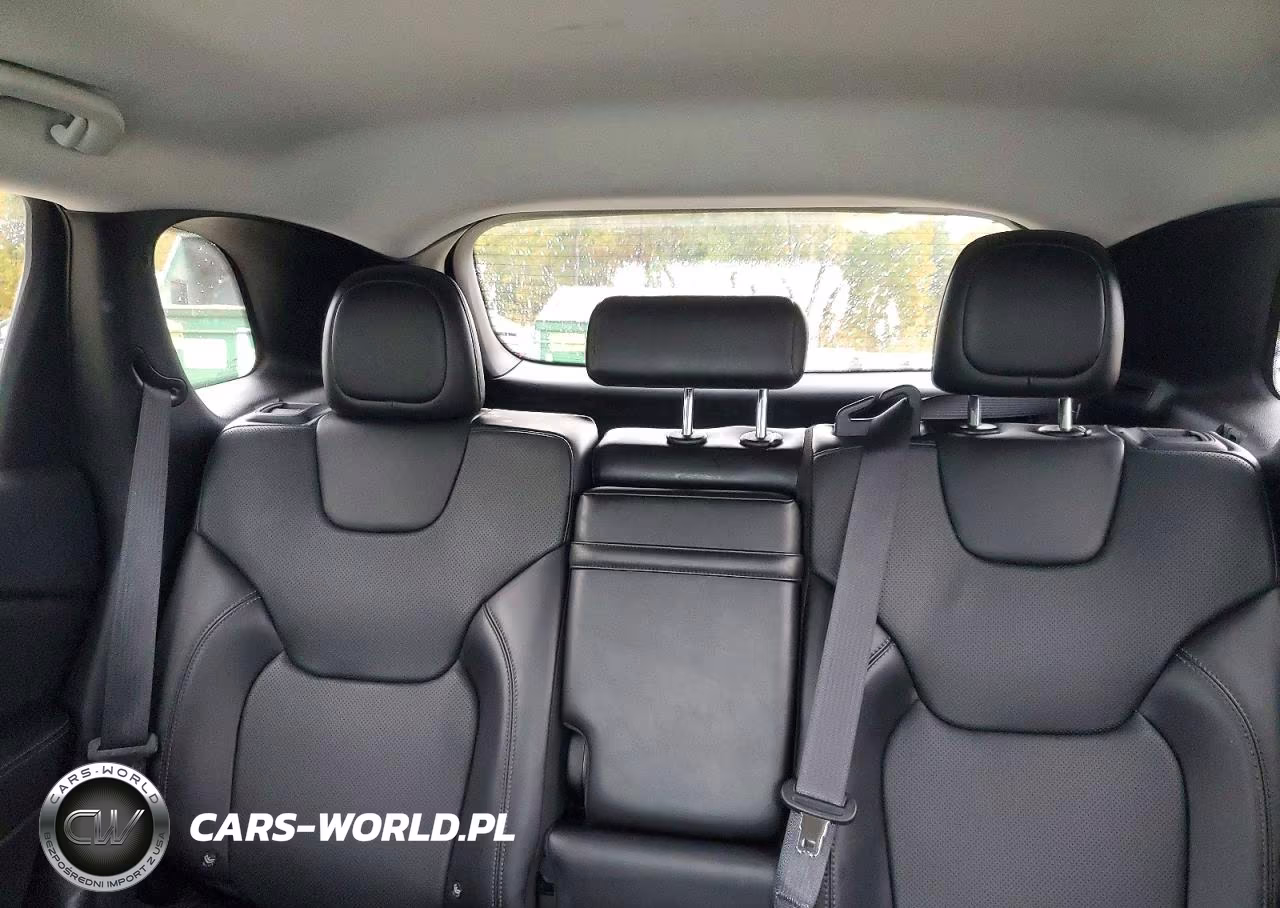 2019 Jeep Cherokee Limited 4X4 VIN:1C4PJMDX0KD156058 - 10