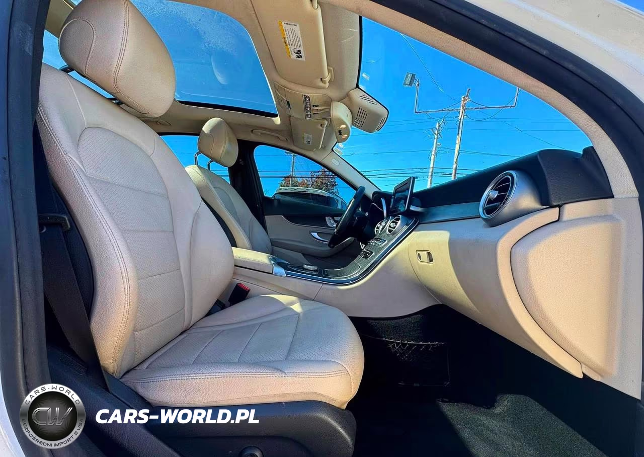2017 Mercedes-Benz C 300 4Matic VIN:55SWF4KB8HU204720 - 5