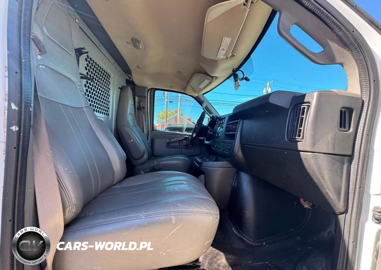 2021 Chevrolet Express G2500 VIN:1GCWGAFP5M1146071 - 5