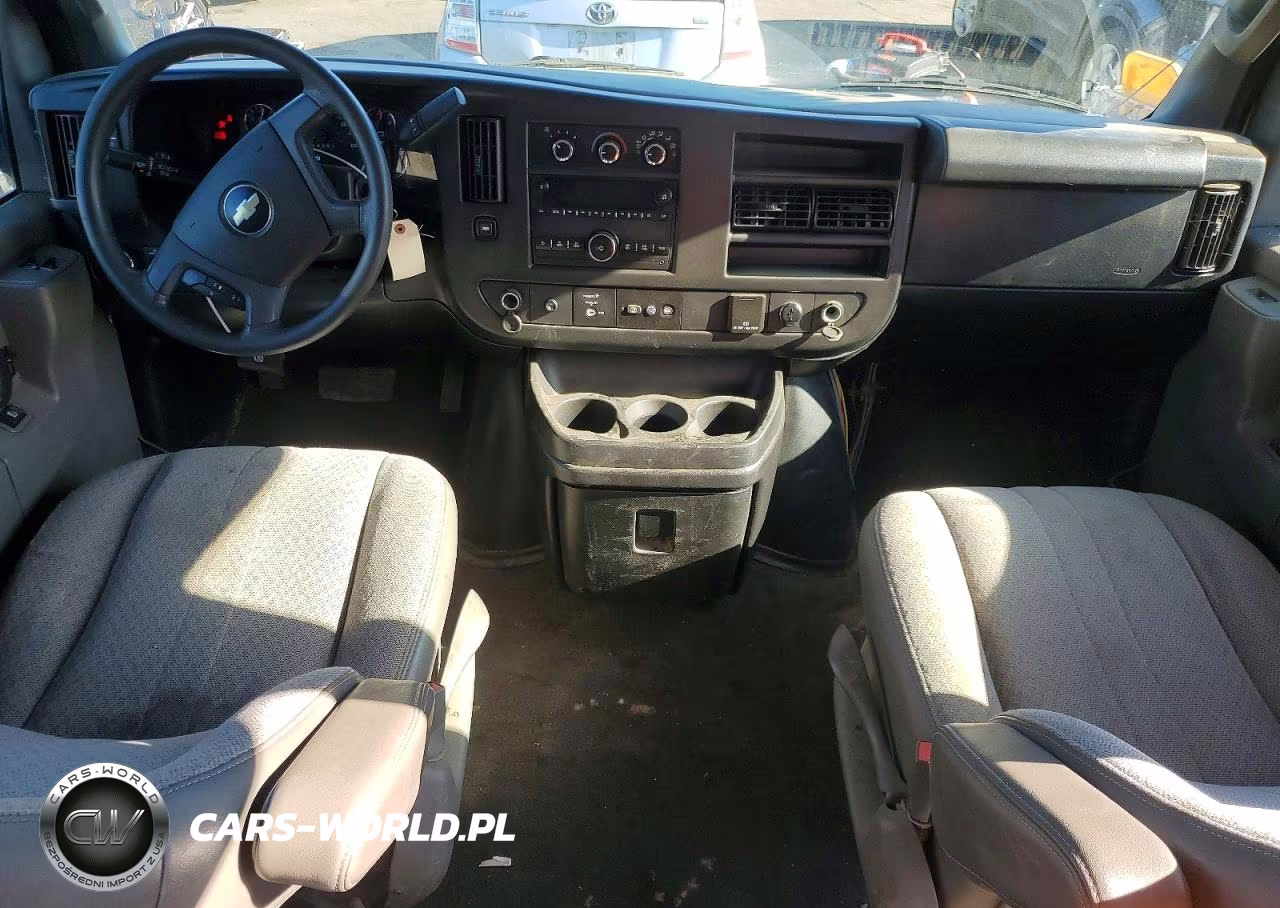 2017 Chevrolet Express G2500 Lt VIN:1GAWGFFF9H1346504 - 8