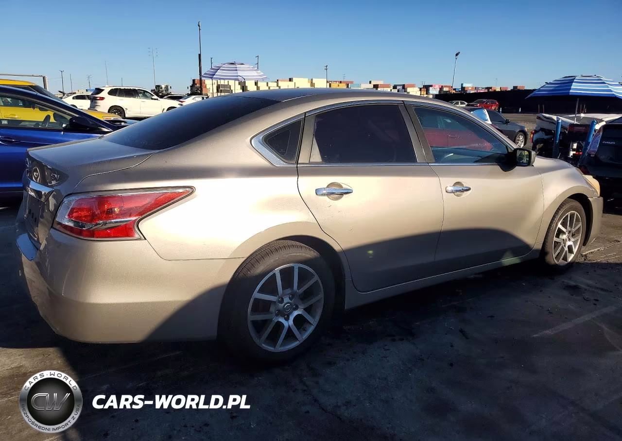 2015 Nissan Altima 2.5 VIN:1N4AL3AP0FC434375 - 3
