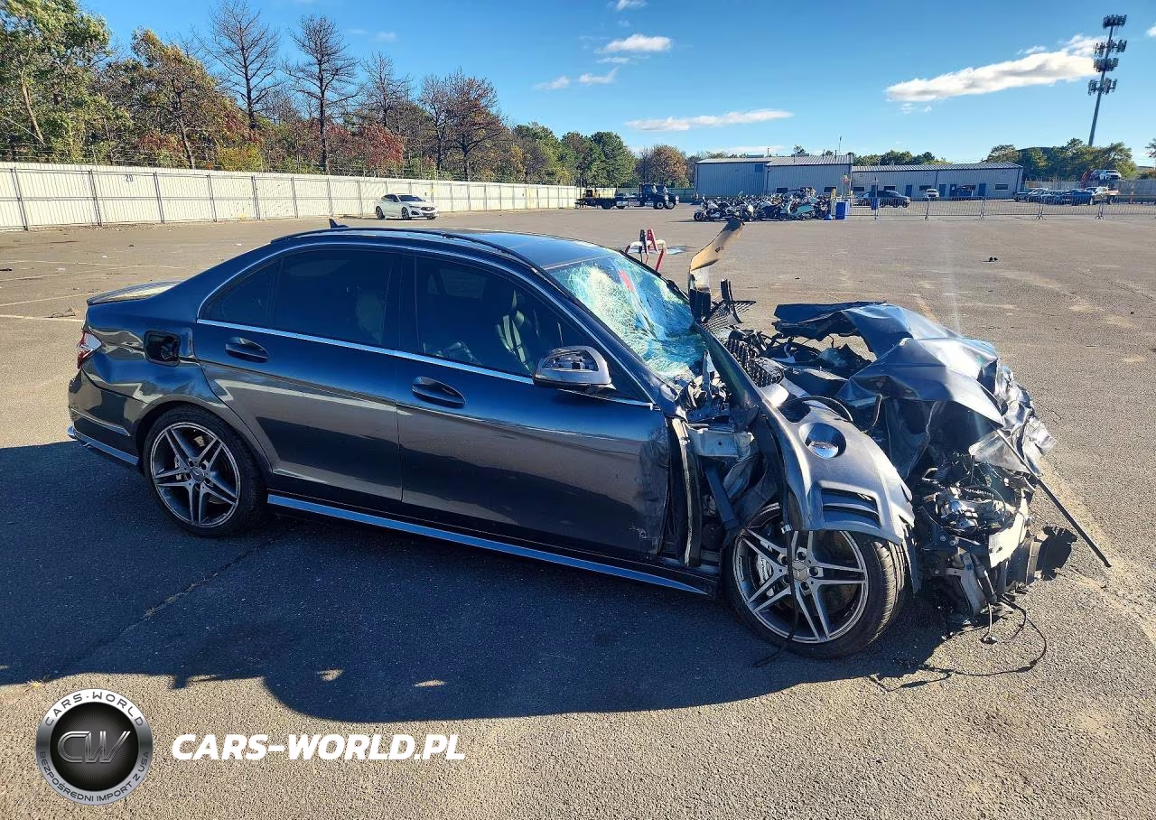 2008 Mercedes-Benz C 63 Amg VIN:WDDGF77X88F107126 - 4