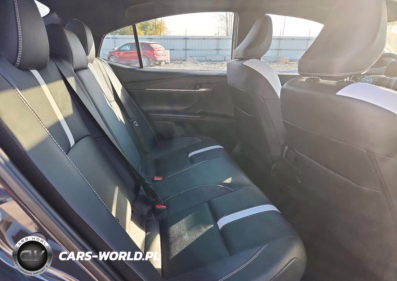 2025 Toyota Camry Se VIN:4T1DBADK1SU530188 - 10