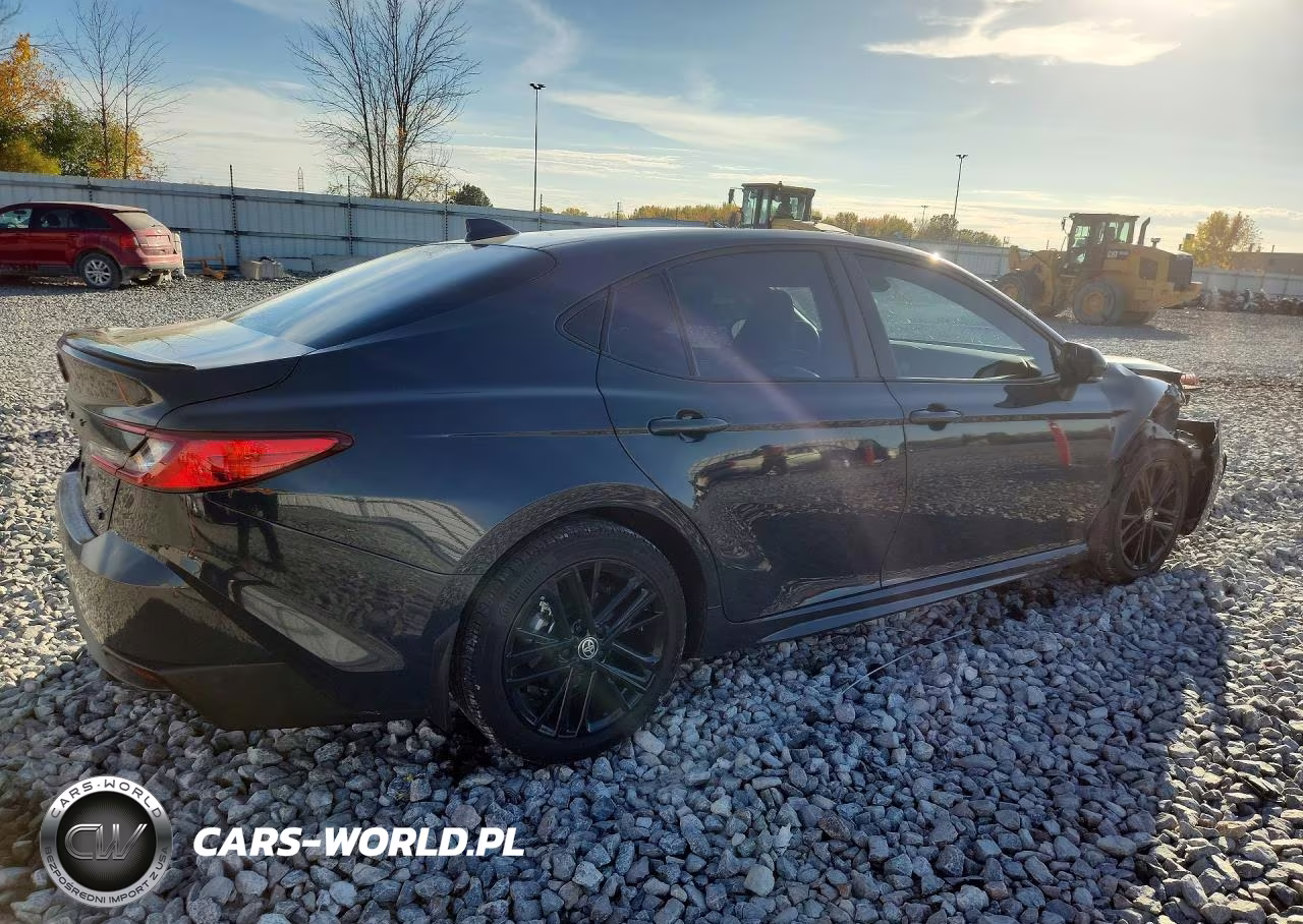 2025 Toyota Camry Se VIN:4T1DBADK1SU530188 - 3
