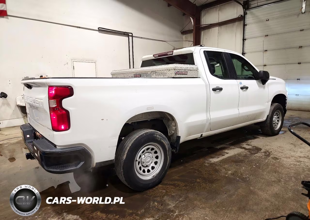 2019 Chevrolet Silverado C1500 VIN:1GCRWAEHXKZ424407 - 3