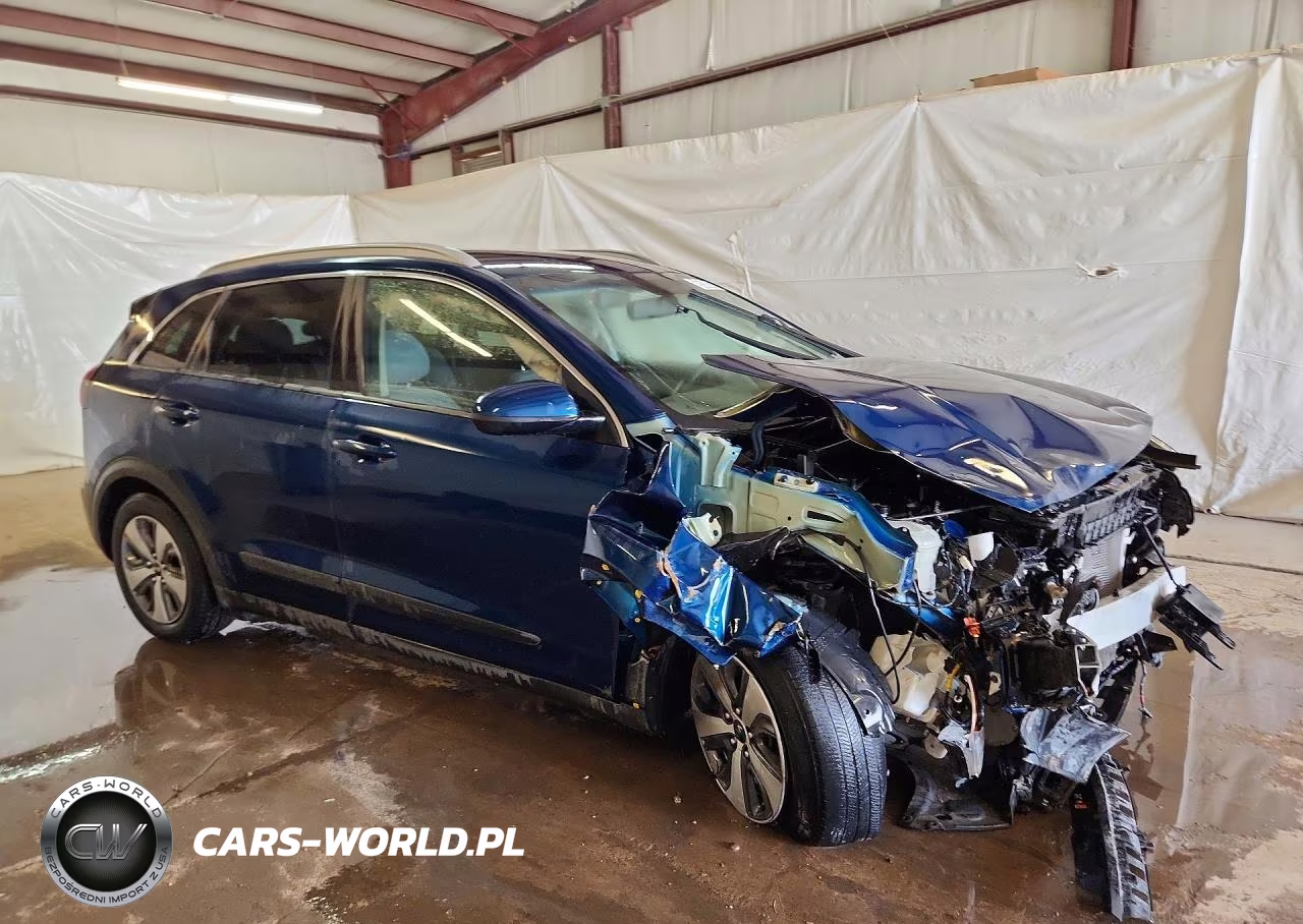 2020 Kia Niro Lx VIN:KNDCB3LC9L5427182 - 4