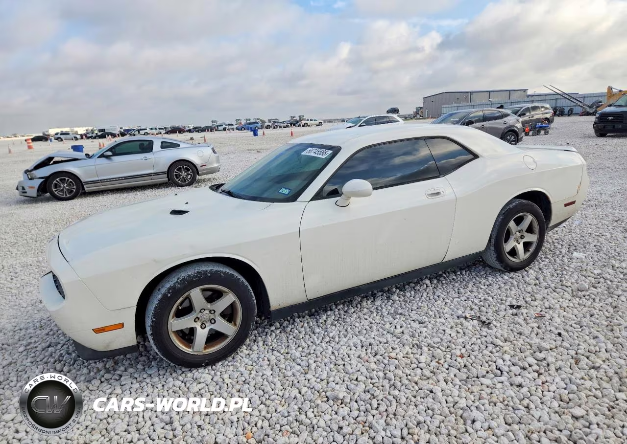 2010 Dodge Challenger Se VIN:2B3CJ4DV7AH110372 - 1