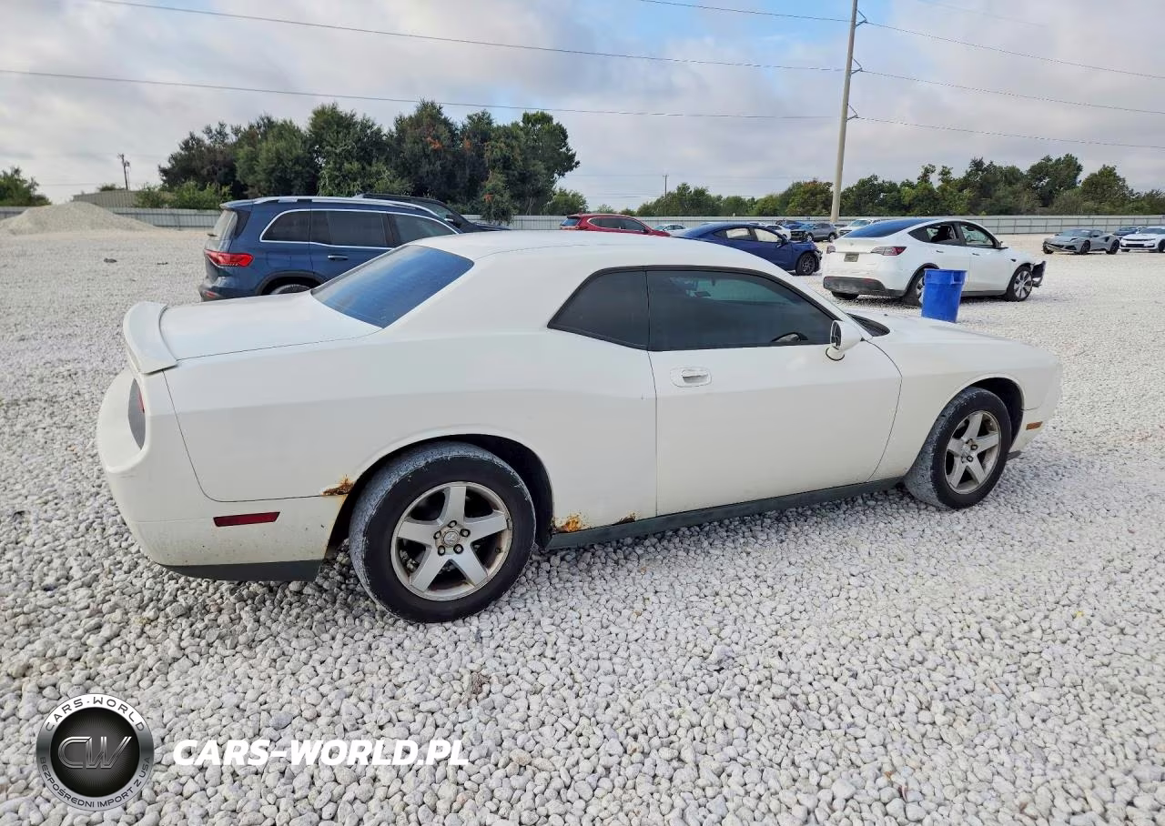 2010 Dodge Challenger Se VIN:2B3CJ4DV7AH110372 - 3