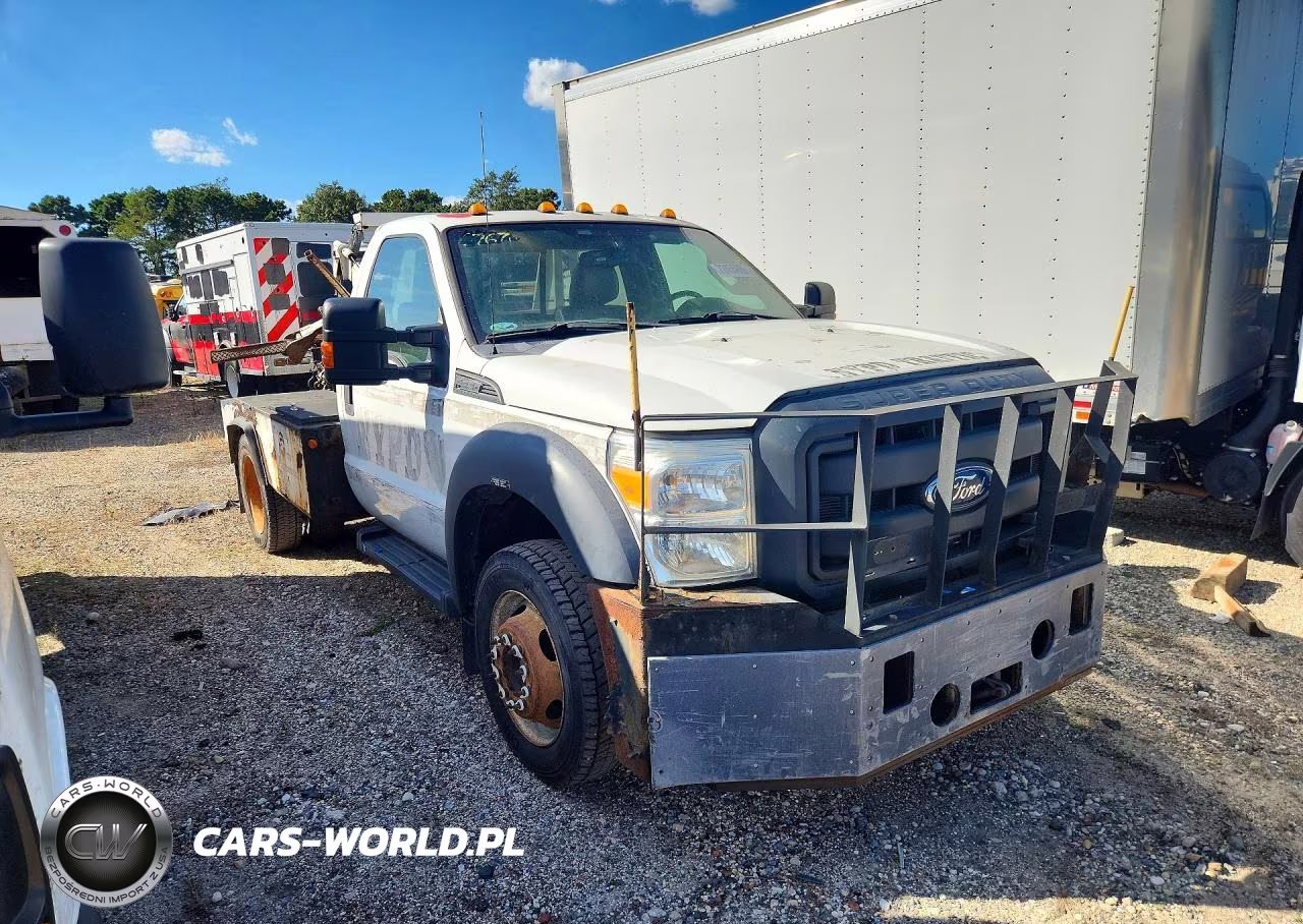 2014 Ford F-550 Chassis Xl VIN:1FDUF5HT7EEB42704 - 4