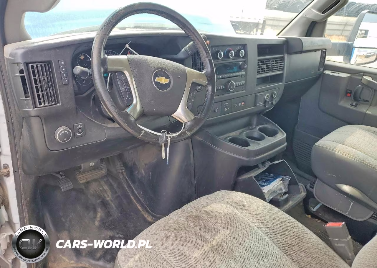 2019 Chevrolet Express Box Truck VIN:1GB3GSCG7K1346965 - 8