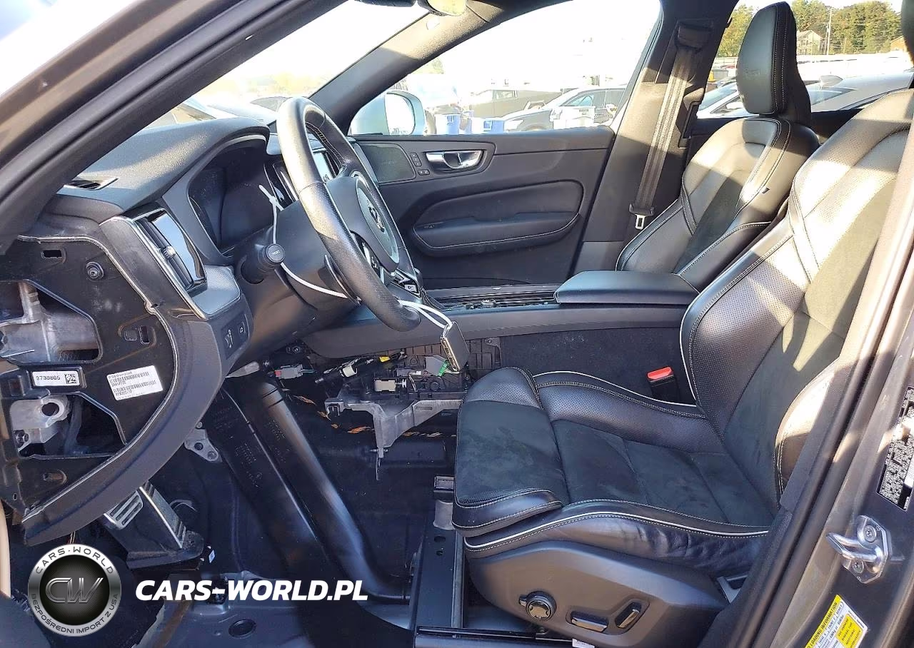 2019 Volvo Xc60 T6 R-Design VIN:YV4A22RM9K1347661 - 7