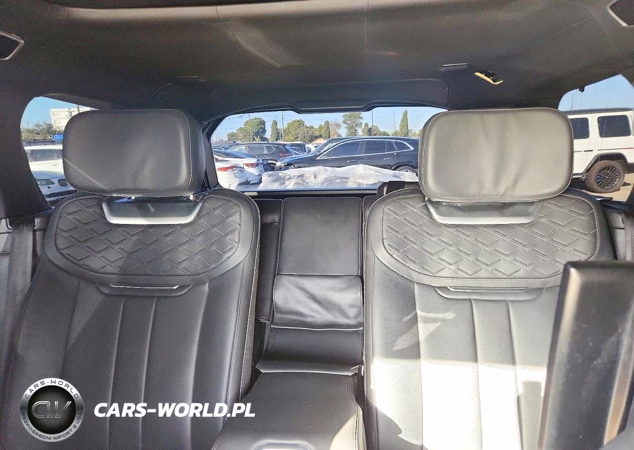 2023 Land Rover Range Rover Sv VIN:SALKU9E70PA049896 - 10