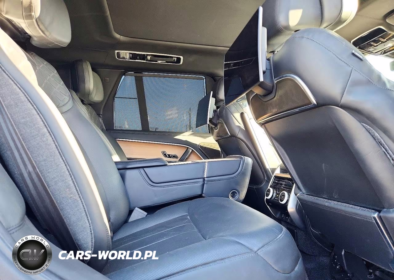 2023 Land Rover Range Rover Sv VIN:SALKU9E70PA049896 - 11