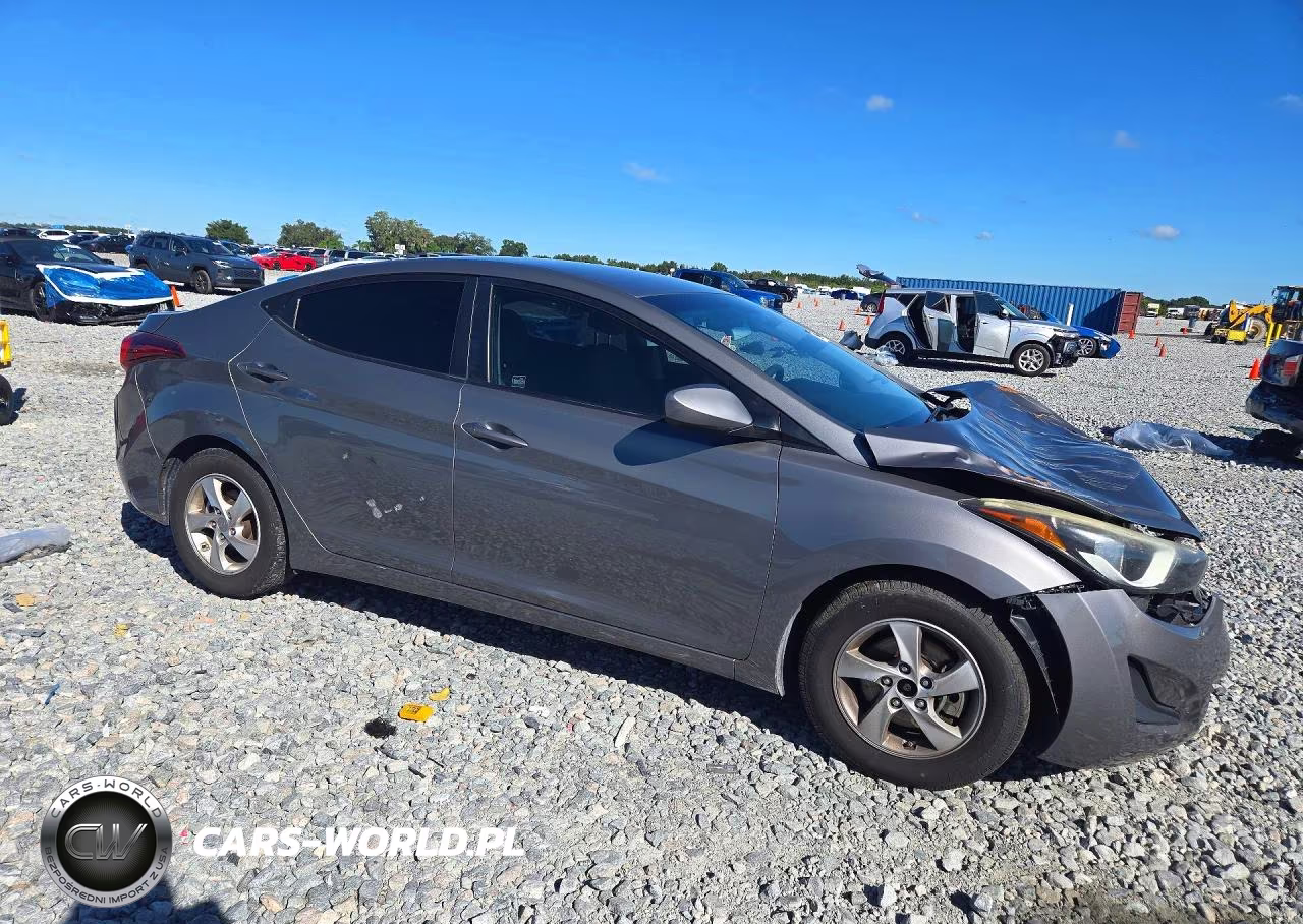 2014 Hyundai Elantra Se VIN:5NPDH4AE3EH503611 - 4