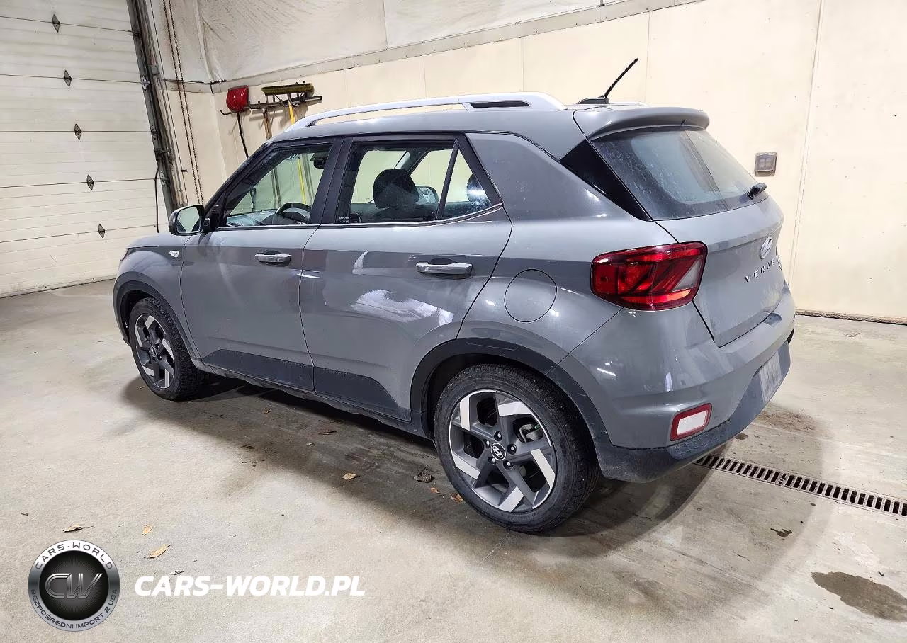 2023 Hyundai Venue Sel VIN:KMHRC8A31PU224429 - 2