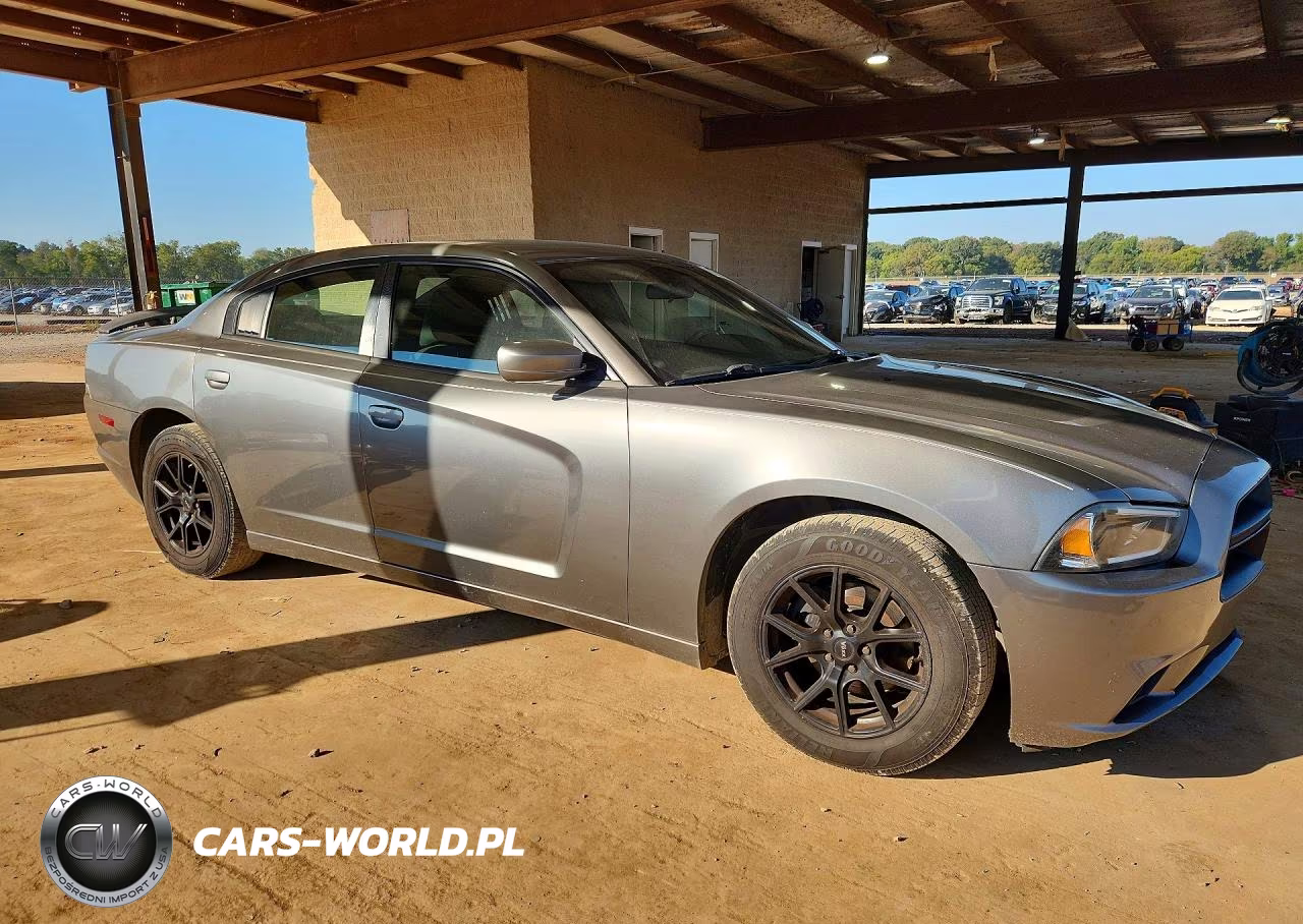2011 Dodge Charger VIN:2B3CL3CGXBH566844 - 4