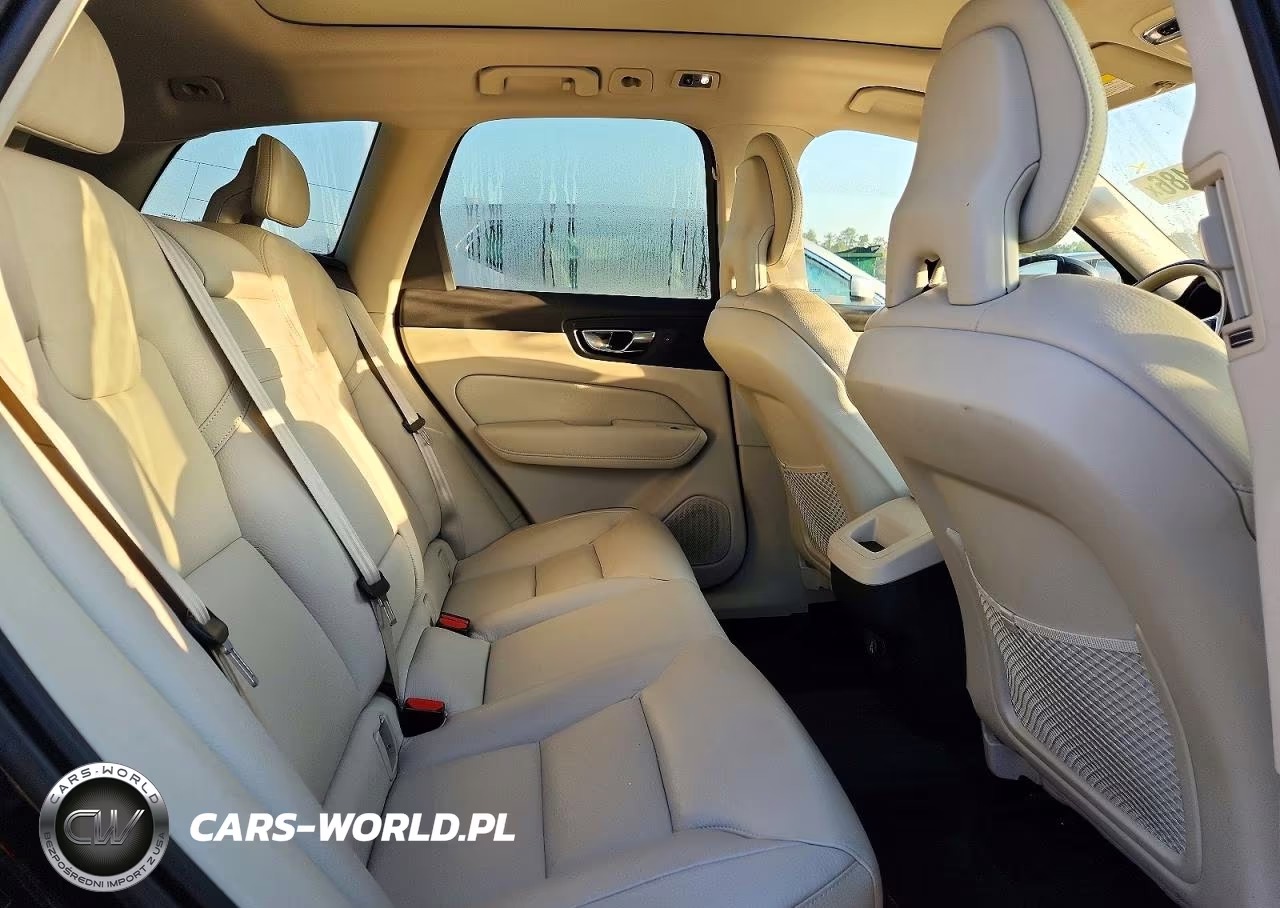 2018 Volvo Xc60 T5 VIN:LYV102RK2JB069457 - 11