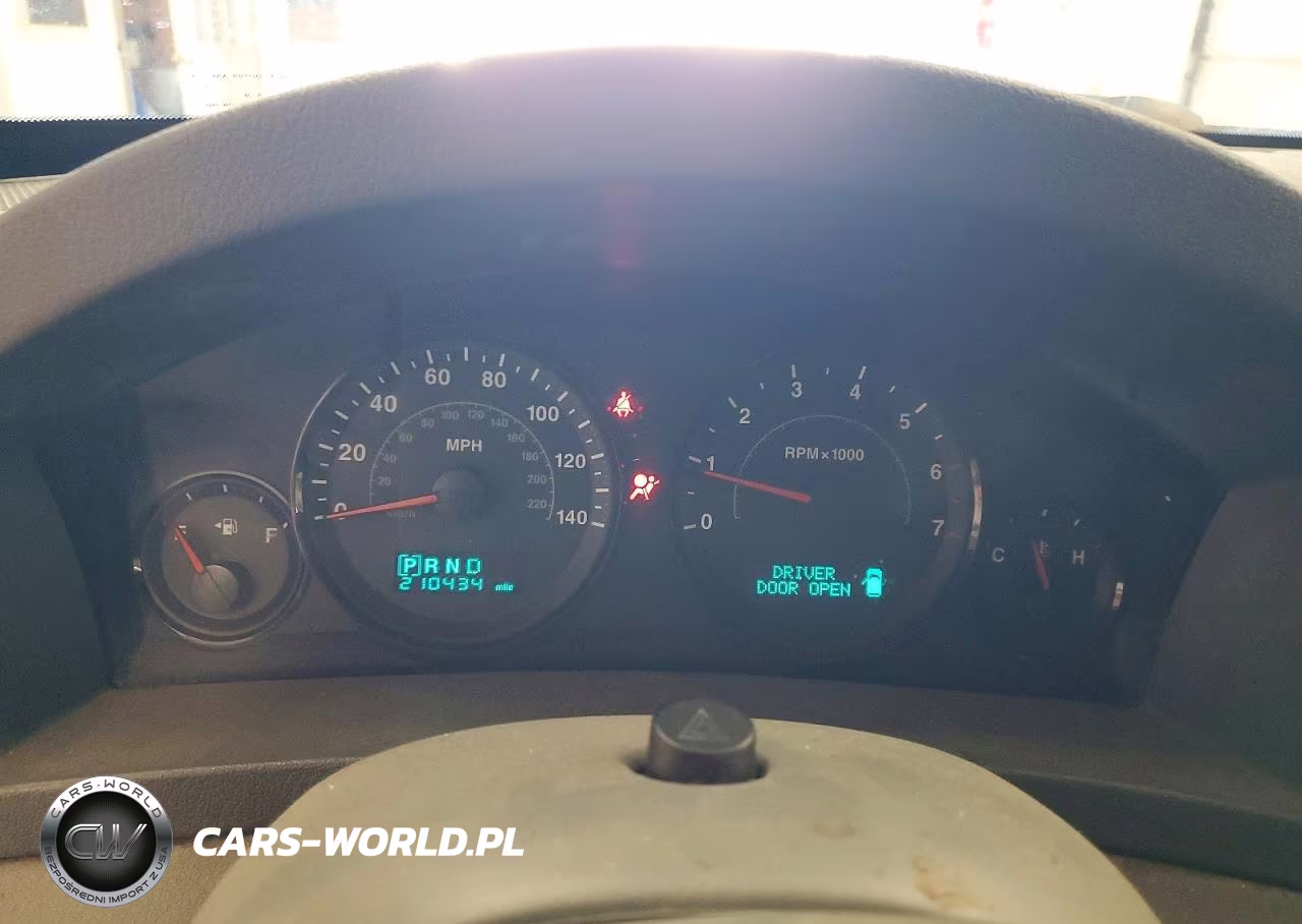 2006 Jeep Grand Cherokee Laredo VIN:1J4HR48N16C220054 - 9