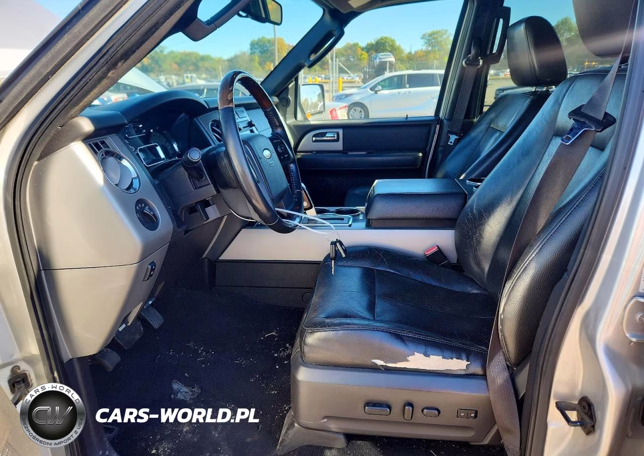 2010 Ford Expedition Limited VIN:1FMJU2A5XAEB45058 - 7