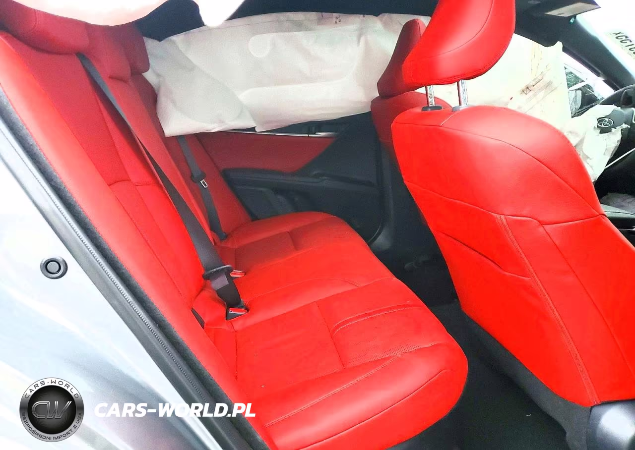 2026 Toyota Camry Xse VIN:4T1DAACK0TU660470 - 10