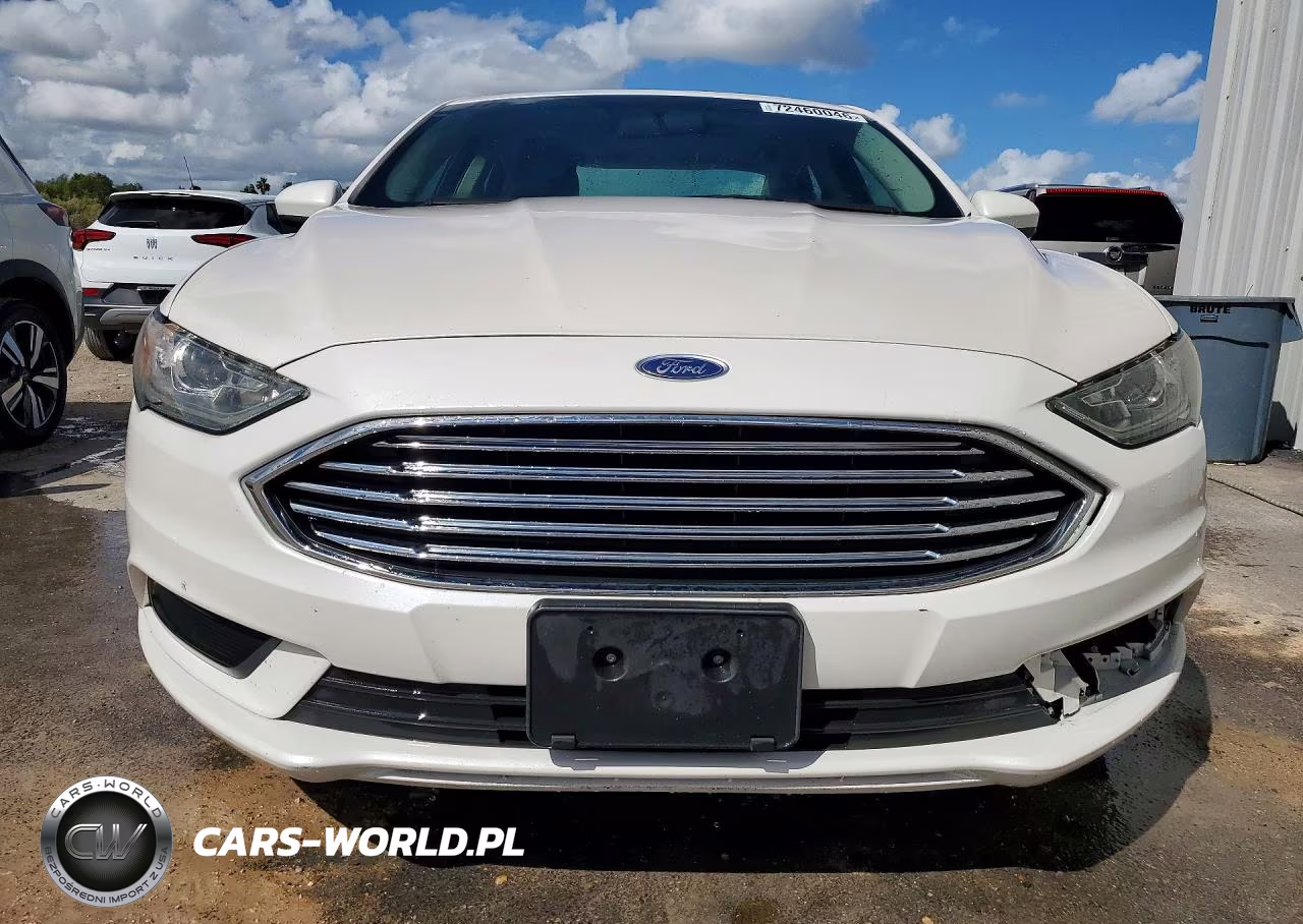 2018 Ford Fusion Se Hybrid VIN:3FA6P0LUXJR140827 - 5