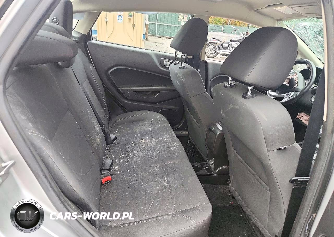 2015 Ford Fiesta Se VIN:3FADP4BJ2FM218916 - 10
