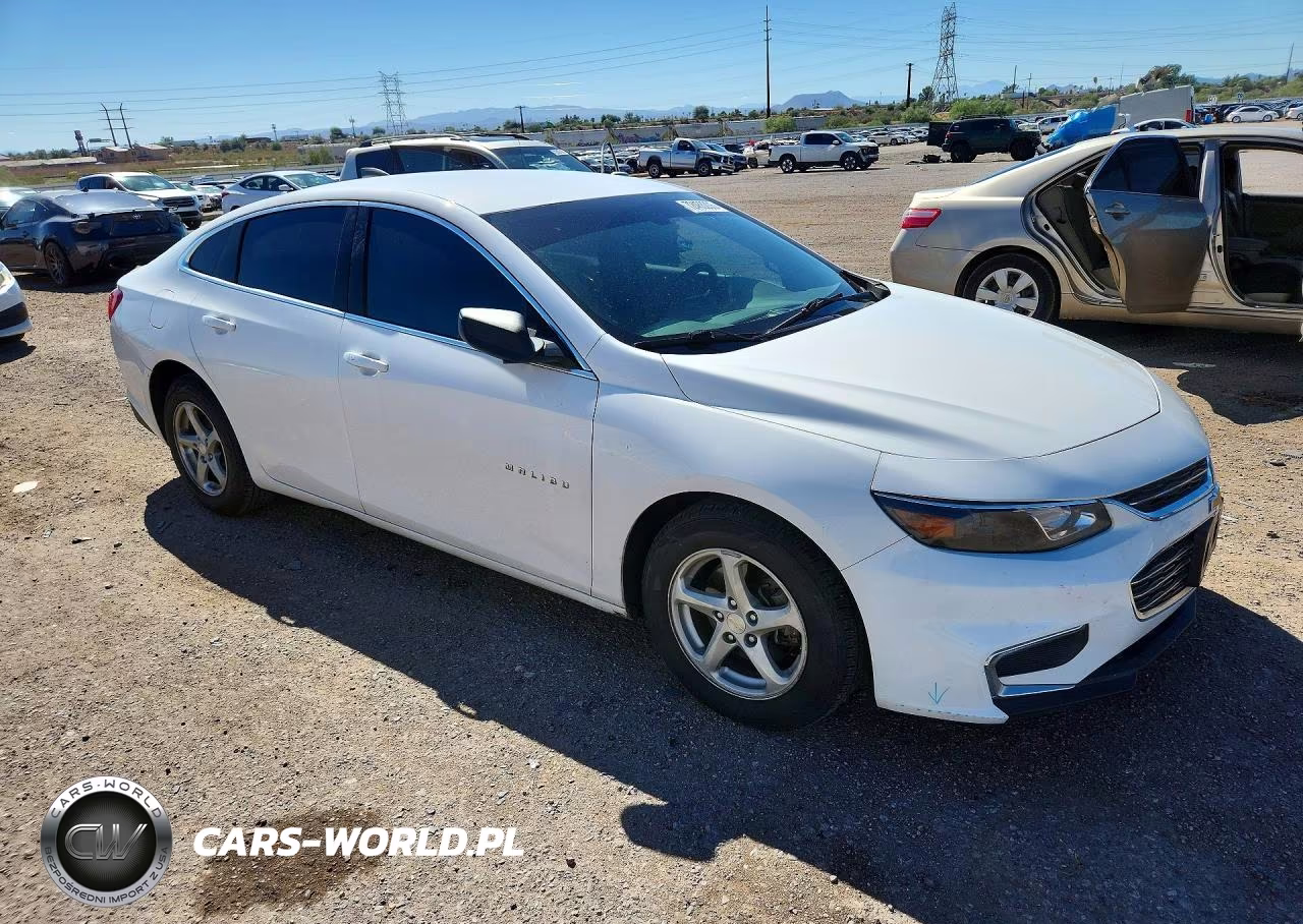 2018 Chevrolet Malibu Ls VIN:1G1ZC5ST2JF191902 - 4