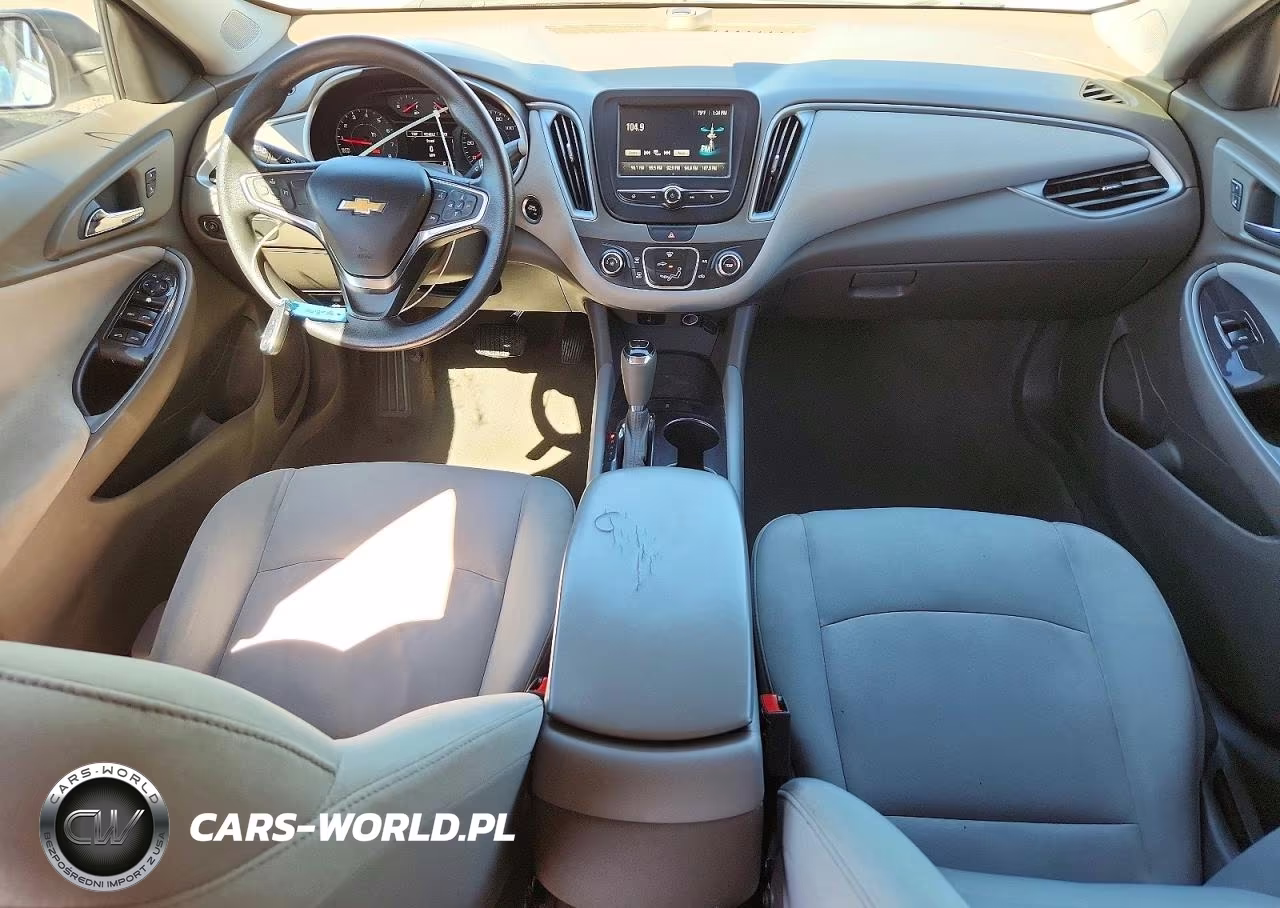 2018 Chevrolet Malibu Ls VIN:1G1ZC5ST2JF191902 - 8