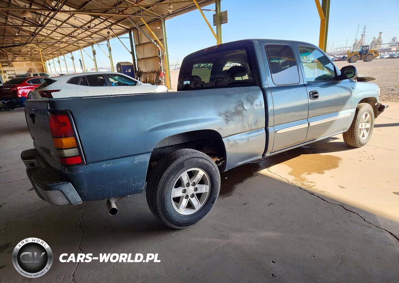 2007 GMC New Sierra C1500 Classic VIN:1GTEC19V07Z137382 - 3