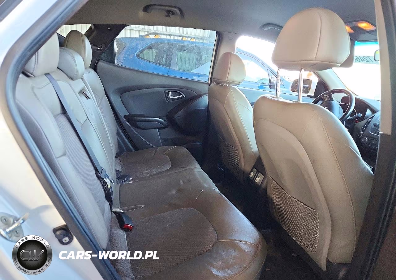 2015 Hyundai Tucson Se VIN:KM8JU3AG9FU116915 - 11