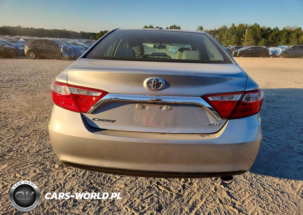 2015 Toyota Camry Xle VIN:4T1BF1FK0FU054756 - 6