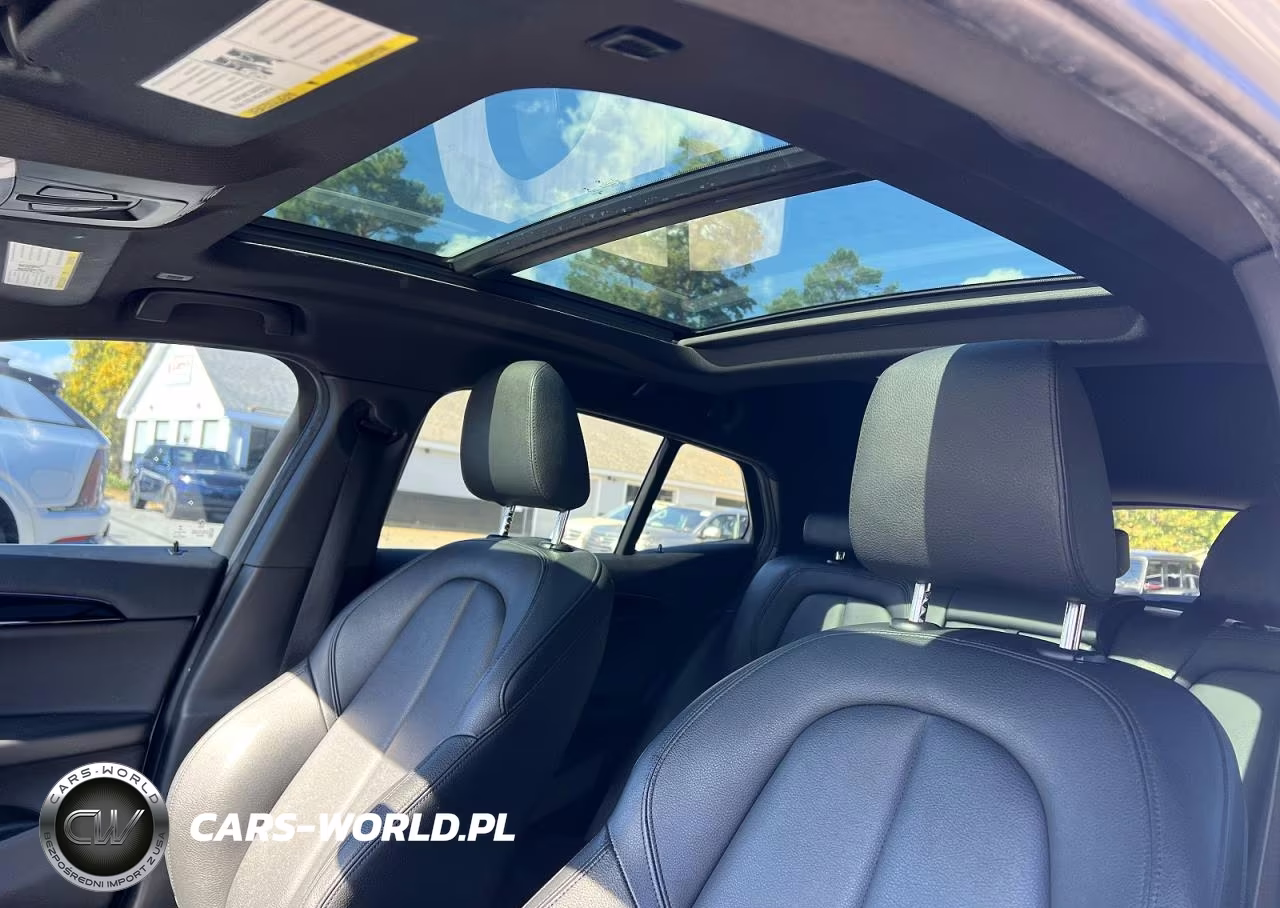 2018 BMW X2 xDrive28I VIN:WBXYJ5C39JEF82189 - 9