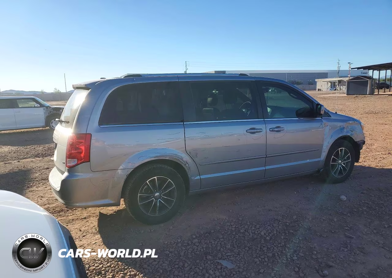 2017 Dodge Grand Caravan Sxt VIN:2C4RDGCG0HR631717 - 3