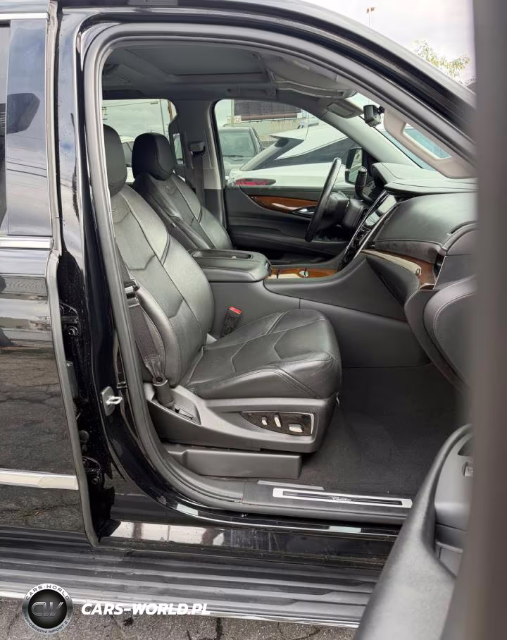 2020 Cadillac Escalade Premium Luxury VIN:1GYS3CKJ3LR148094 - 5