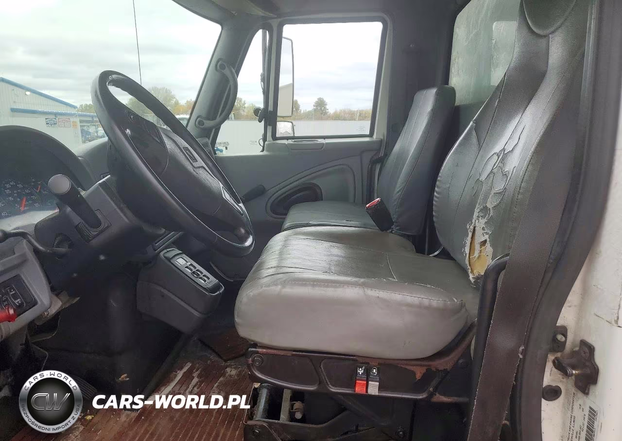 2007 International 4400 Box Truck VIN:1HTMKAAN67H478224 - 7