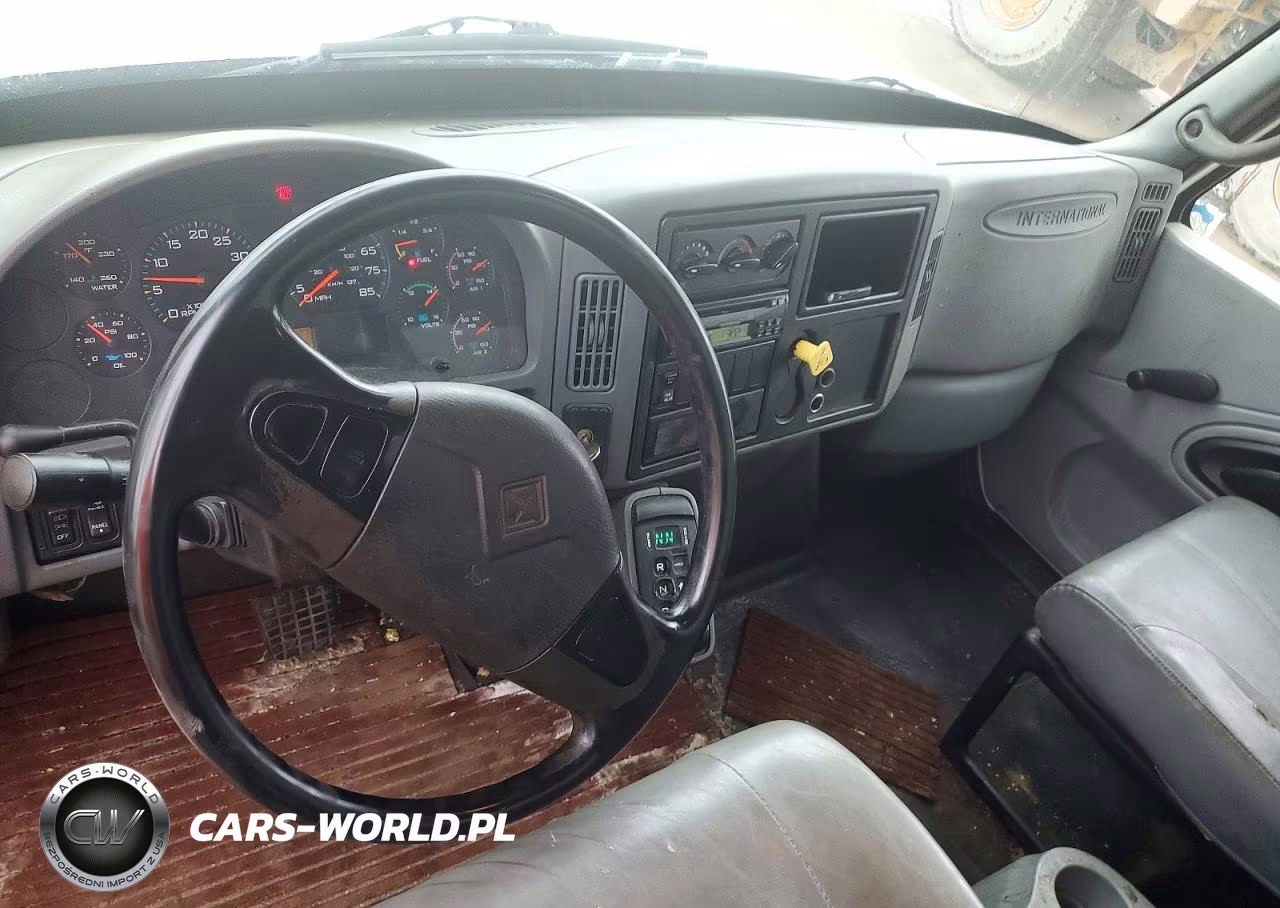 2007 International 4400 Box Truck VIN:1HTMKAAN67H478224 - 8