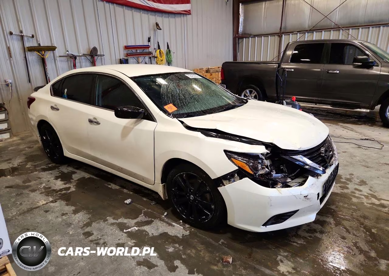 2017 Nissan Altima 2.5 Sr VIN:1N4AL3AP7HC472057 - 4