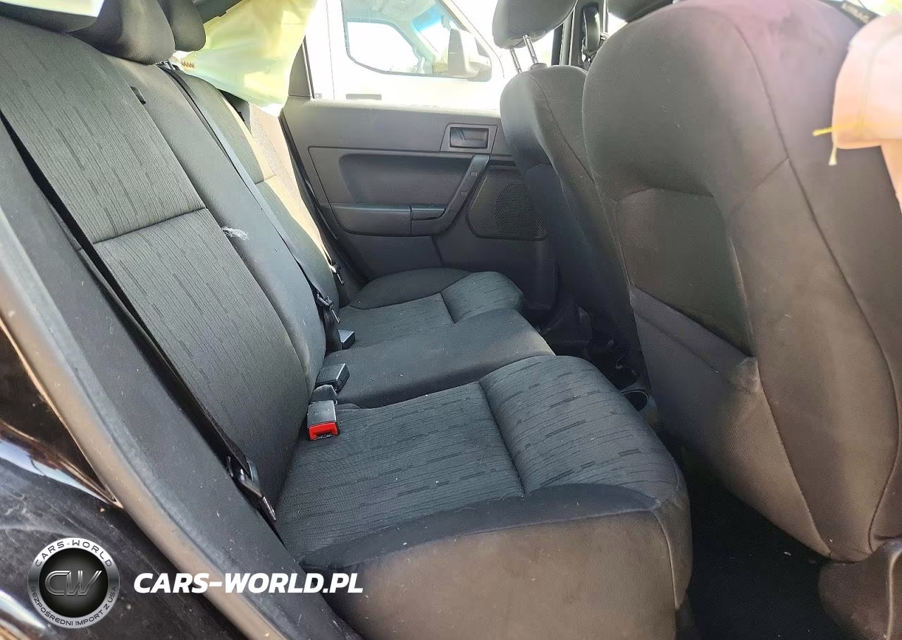 2010 Ford Focus Se VIN:1FAHP3FN2AW288210 - 10