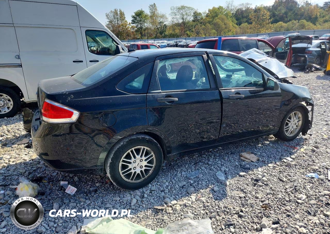 2010 Ford Focus Se VIN:1FAHP3FN2AW288210 - 3