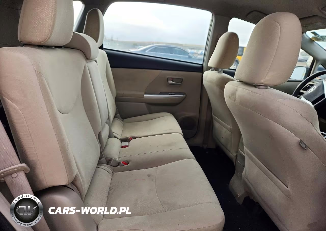 2012 Toyota Prius V Two VIN:JTDZN3EU4C3074210 - 10