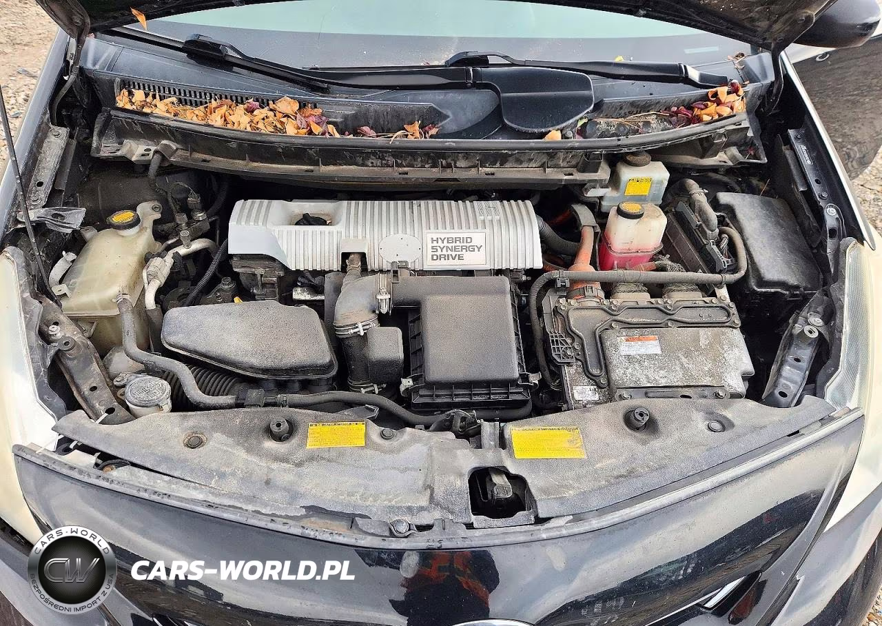 2012 Toyota Prius V Two VIN:JTDZN3EU4C3074210 - 11