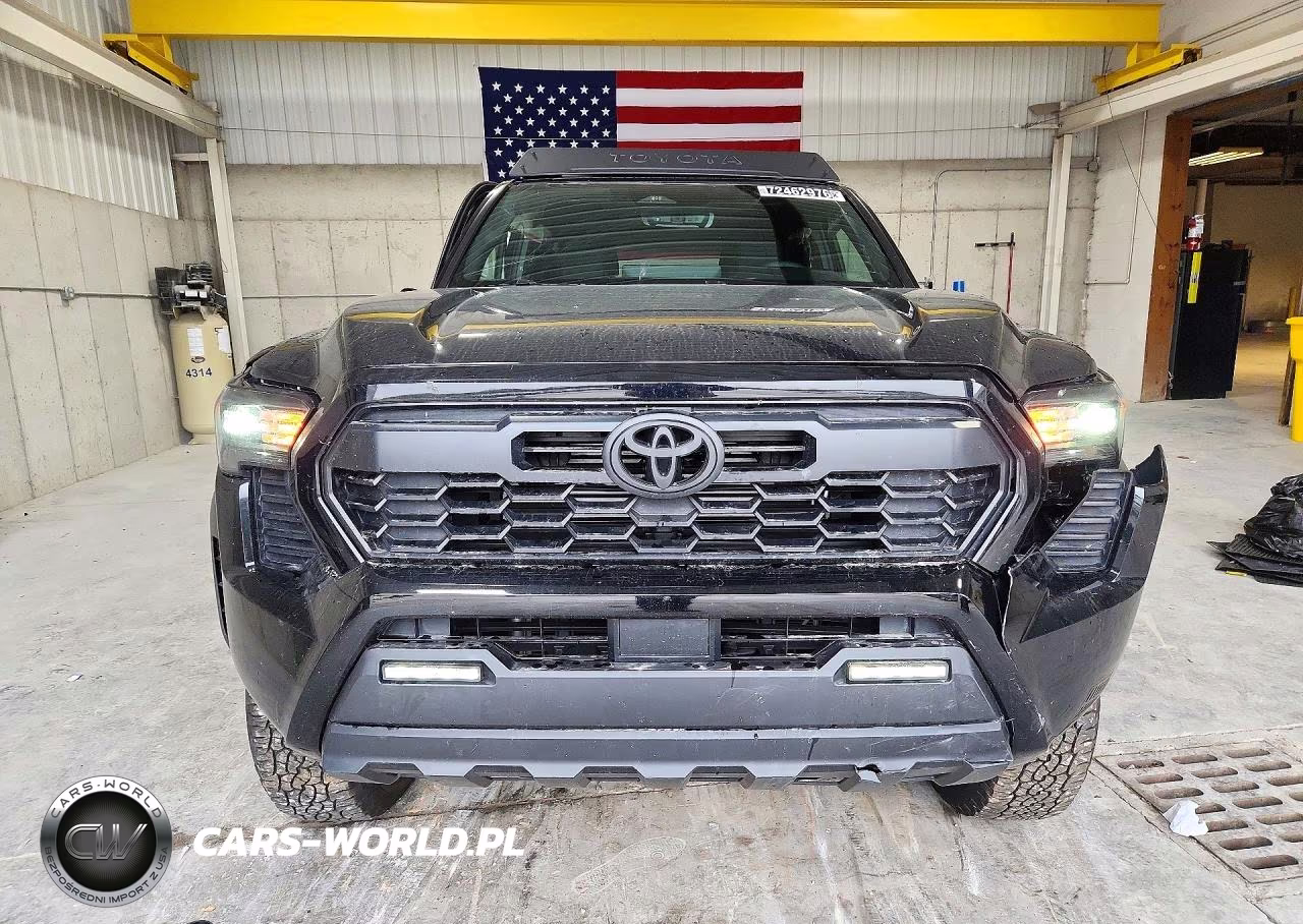 2025 Toyota Tacoma Trd Off-Road VIN:3TMLB5JN3SM134676 - 5