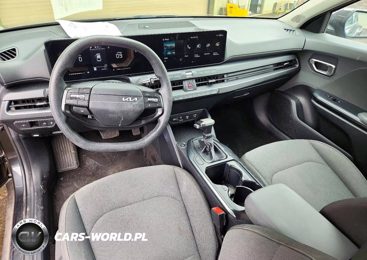 2025 Kia K4 Lxs VIN:3KPFT4DEXSE070386 - 8