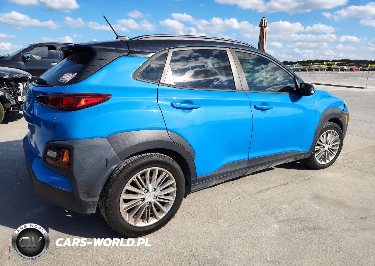 2018 Hyundai Kona Sel VIN:KM8K22AAXJU179577 - 3