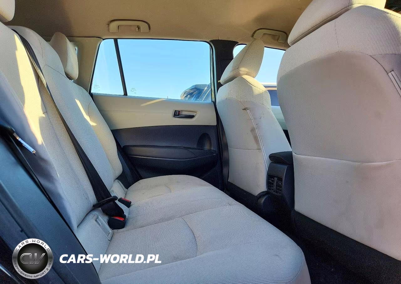 2024 Toyota Corolla Cross L VIN:7MUAAABG9RV109770 - 11