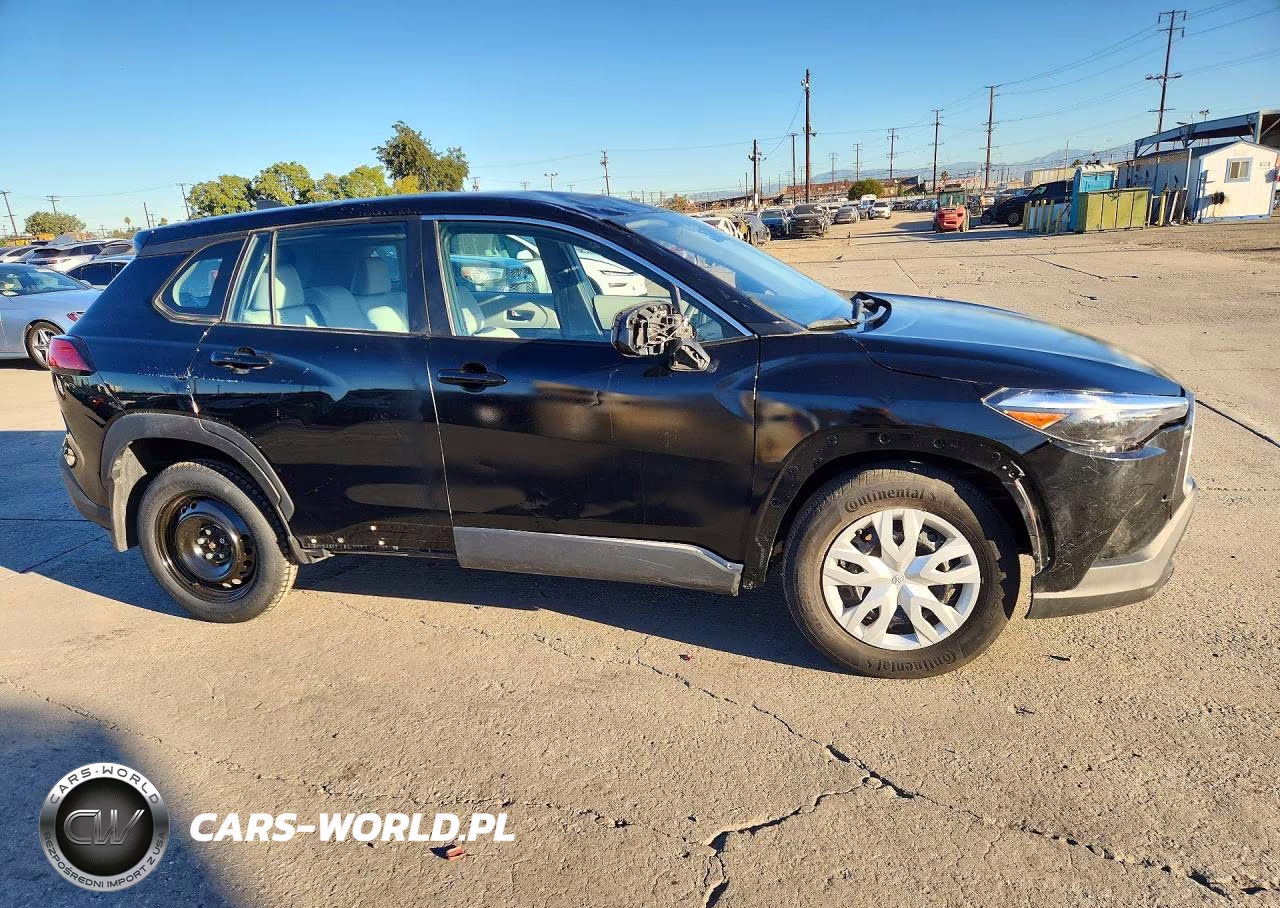 2024 Toyota Corolla Cross L VIN:7MUAAABG9RV109770 - 4