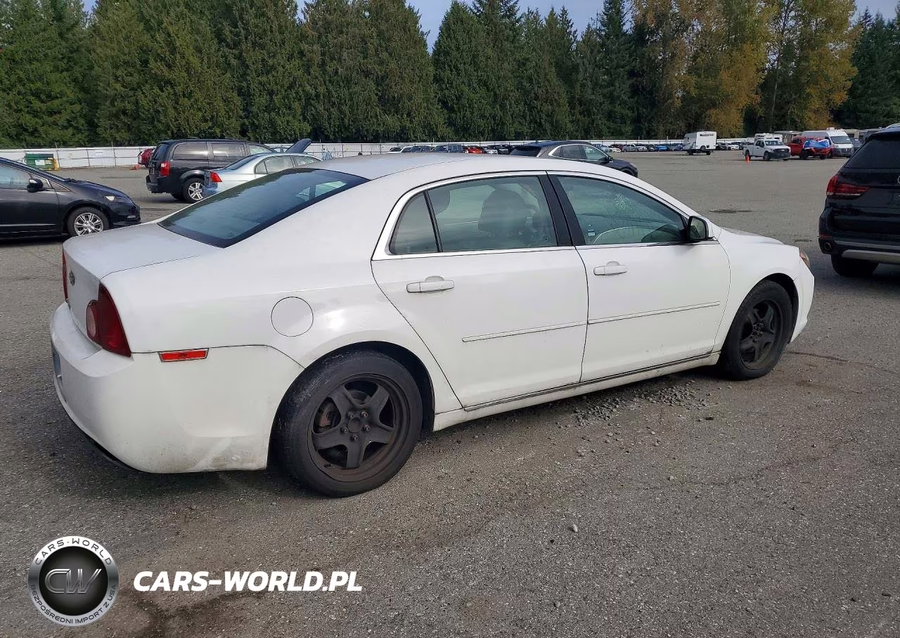 2010 Chevrolet Malibu 1Lt VIN:1G1ZC5EB8AF311821 - 3